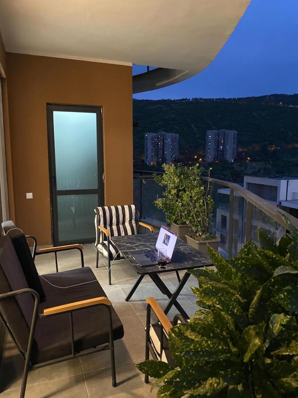 Apartment New In Saburtalo Tbilisi